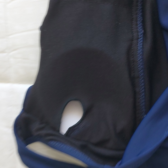 NWOT, Swimsuit, size L - Picture 7 of 11